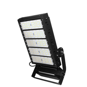 1200W class stadium lights, creating high-end sports lighting